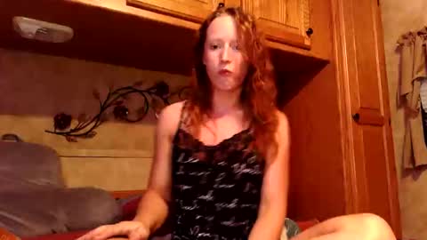 angellove8606 online show from February 16, 1:35 am