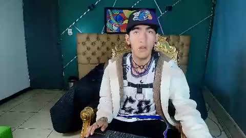 angelmarcell online show from July 25, 5:05 am