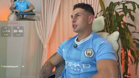 Snapshot of angeloferro1 chatting on November 29, 4:37 am Angelo Ferro online show from November 29, 4:37 am