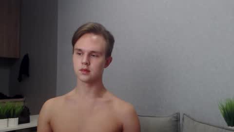 Angel online show from November 16, 3:06 pm