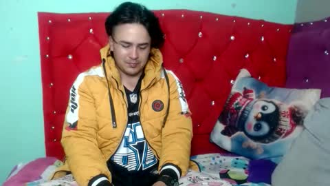 angels_0001 online show from April 8, 3:06 am