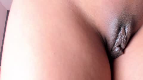 Angela online show from February 9, 2:50 pm