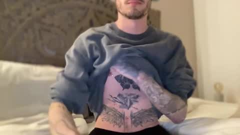 Snapshot of angelslimboy chatting on March 15, 10:38 pm Angelslimboy online show from March 15, 10:38 pm