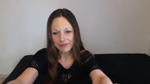 Giulia online show from June 7, 11:47 am