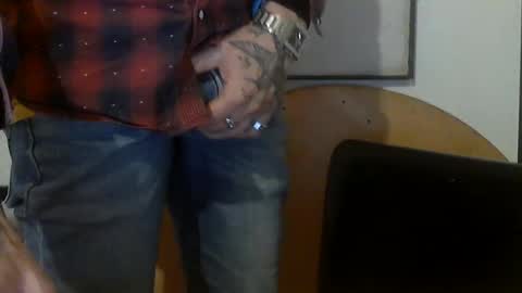 Snapshot of angelsound777 chatting on January 1, 7:10 pm angelsound777 online show from January 1, 7:10 pm