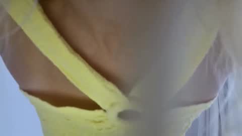 Snapshot of angelsquirting chatting on September 23, 5:54 am Alesia online show from September 23, 5:54 am