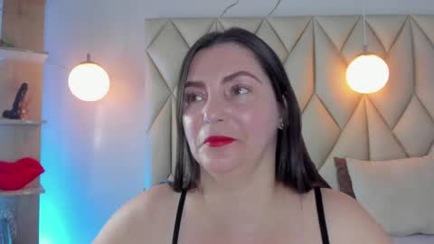 ANGIE online show from April 22, 2:51 pm