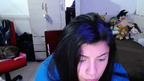 Snapshot of angelswhithe chatting on November 4, 10:31 pm angels online show from November 4, 10:31 pm