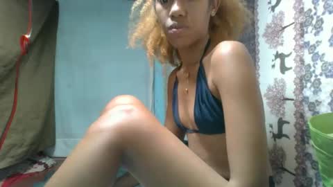 Snapshot of angeltta69 chatting on October 9, 8:12 am angeltta69 online show from October 9, 8:12 am