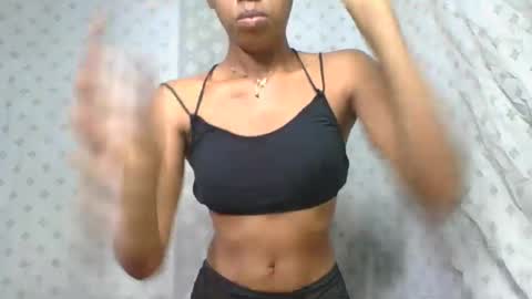 Snapshot of angeltta69 chatting on November 24, 6:02 am angeltta69 online show from November 24, 6:02 am