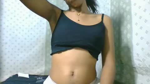 Snapshot of angeltta69 chatting on November 27, 6:54 pm angeltta69 online show from November 27, 6:54 pm