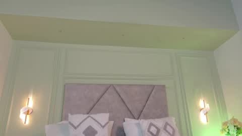 angely_perry online show from April 23, 4:46 am