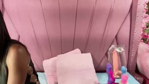 Anyega online show from April 24, 2:41 pm