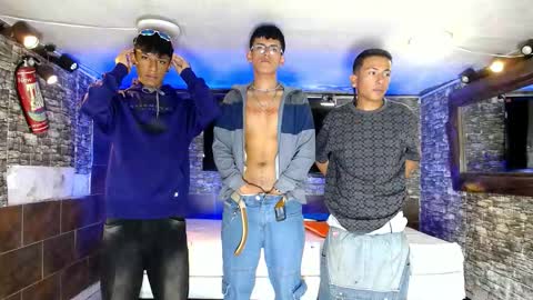 anghelytos online show from October 31, 9:38 pm