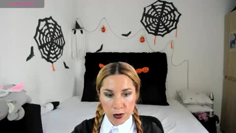 angie online show from October 16, 4:08 pm