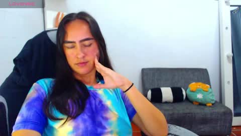 Snapshot of angie_dreamgirl chatting on April 29, 3:32 am IG angie dreamgirl01 online show from April 29, 3:32 am