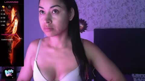 Angiebaxt online show from December 11, 11:30 am