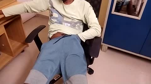 Tutu22 online show from January 19, 2:28 pm