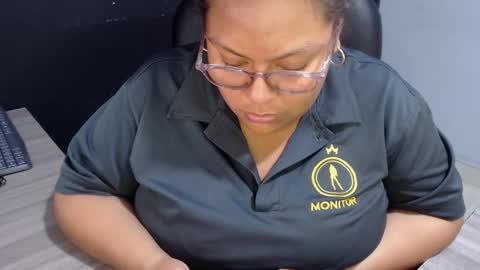 angy online show from October 25, 10:48 pm