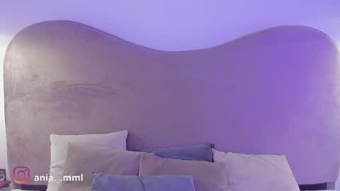 Snapshot of ania_mml chatting on January 16, 8:25 pm Ania online show from January 16, 8:25 pm