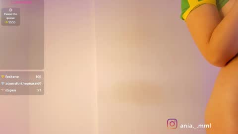 Snapshot of ania_mml chatting on February 22, 11:24 pm Ania online show from February 22, 11:24 pm