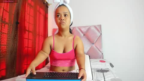 Snapshot of anierey chatting on September 23, 11:57 am anierey online show from September 23, 11:57 am