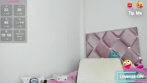 anierey online show from April 25, 11:13 am