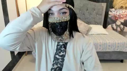 Snapshot of aniisaalii chatting on November 12, 2:39 pm Anissa online show from November 12, 2:39 pm