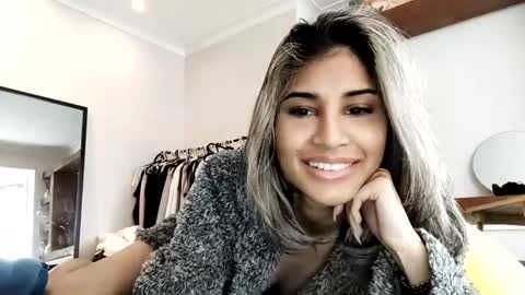 anisha online show from February 12, 10:24 am