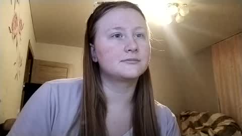 Snapshot of anika_lipps chatting on June 11, 7:34 pm Anika online show from June 11, 7:34 pm