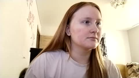 Snapshot of anika_lipps chatting on June 16, 9:34 am Anika online show from June 16, 9:34 am