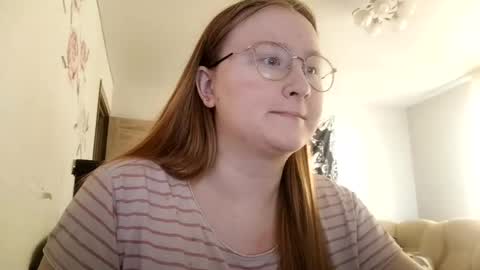 Snapshot of anika_lipps chatting on June 26, 10:52 am Anika online show from June 26, 10:52 am