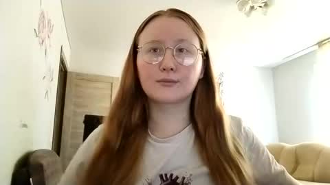 Snapshot of anika_lipps chatting on June 30, 11:11 am Anika online show from June 30, 11:11 am