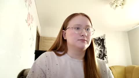Snapshot of anika_lipps chatting on July 12, 4:31 pm Anika online show from July 12, 4:31 pm