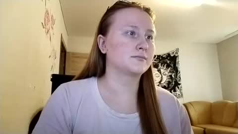 Snapshot of anika_lipps chatting on July 18, 4:33 pm Anika online show from July 18, 4:33 pm
