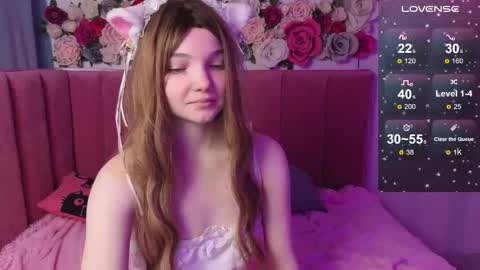 Snapshot of animealica chatting on November 21, 2:21 am Alica online show from November 21, 2:21 am