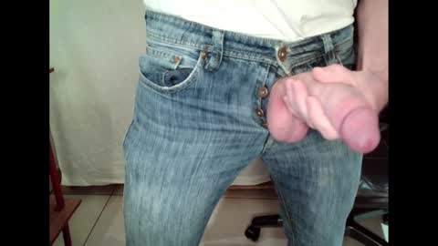 Snapshot of animesboy chatting on March 9, 5:06 pm Animesboy online show from March 9, 5:06 pm