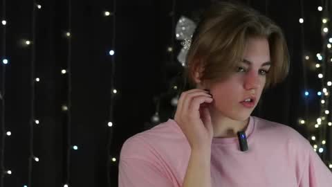 AnishaVivo online show from January 19, 12:20 pm