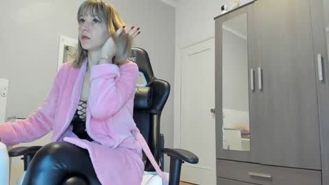 Luna online show from January 15, 9:56 am