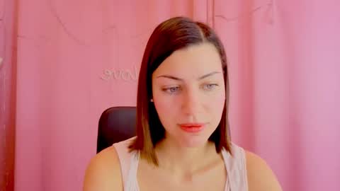 Anni online show from February 8, 3:48 pm