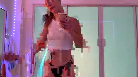 Snapshot of anita__hills chatting on October 4, 2:09 am anita__hills online show from October 4, 2:09 am