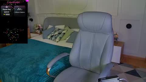 Anita online show from February 12, 1:19 am