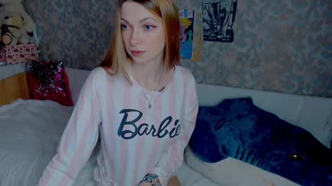 anita_moon_ online show from March 12, 9:02 am