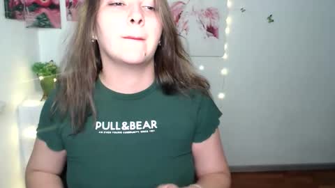 anitaa_a online show from September 16, 5:30 am