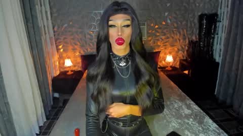 Snapshot of anitacruisze chatting on January 27, 2:24 pm Miss Ann online show from January 27, 2:24 pm