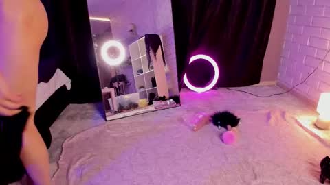 Angel online show from November 30, 6:34 pm