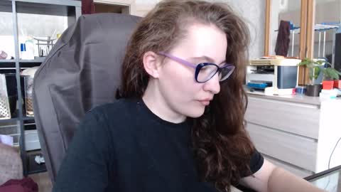 Nameless online show from December 9, 4:34 am