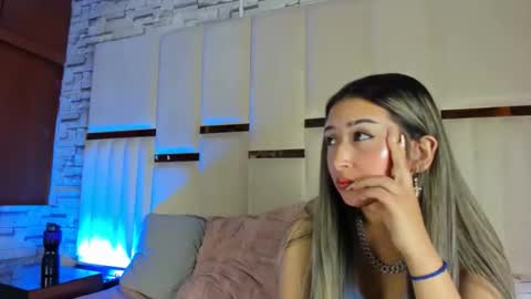 ANGEL AND TEFY online show from April 22, 6:31 pm