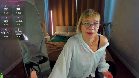 ann_annise online show from July 23, 12:57 am