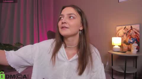 Snapshot of ann_perry chatting on November 7, 2:33 am Ann online show from November 7, 2:33 am